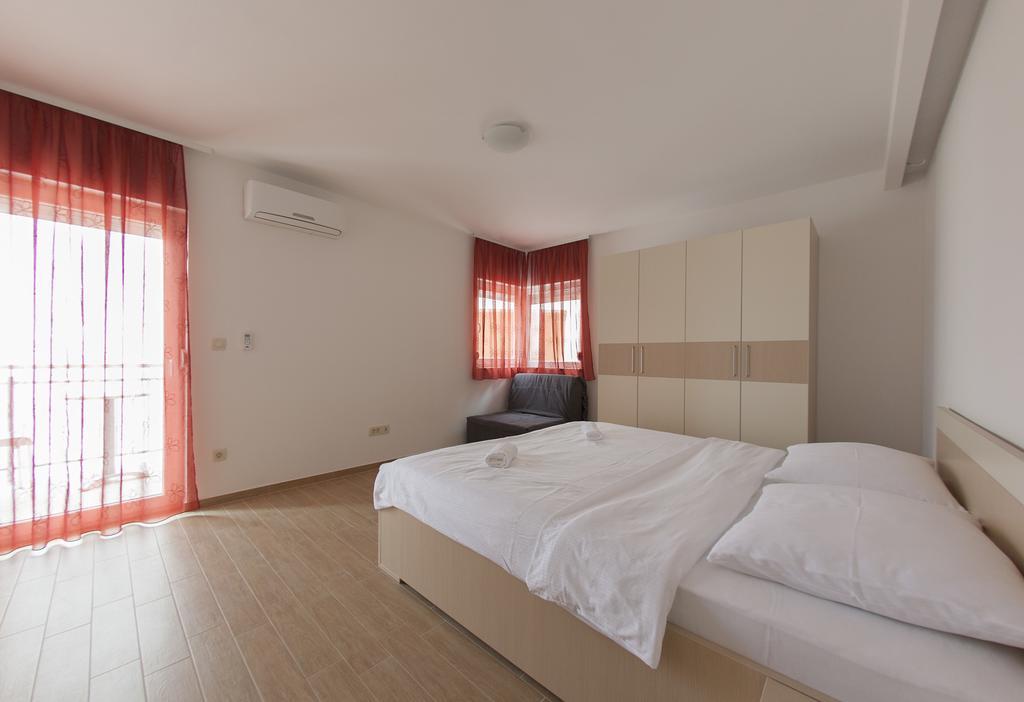 Apartments Villa Klara Baška Voda Exteriér fotografie